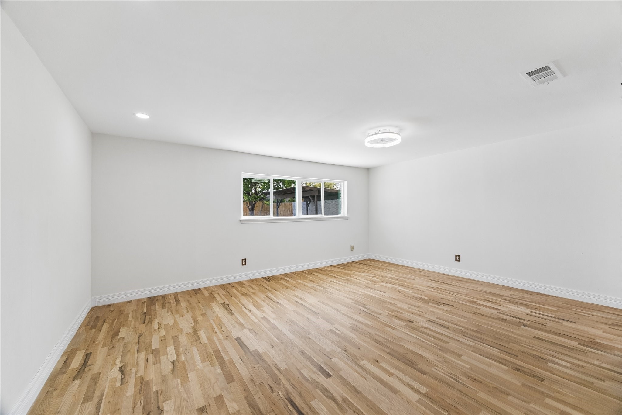  2302 Brooktree Drive - 物件實景