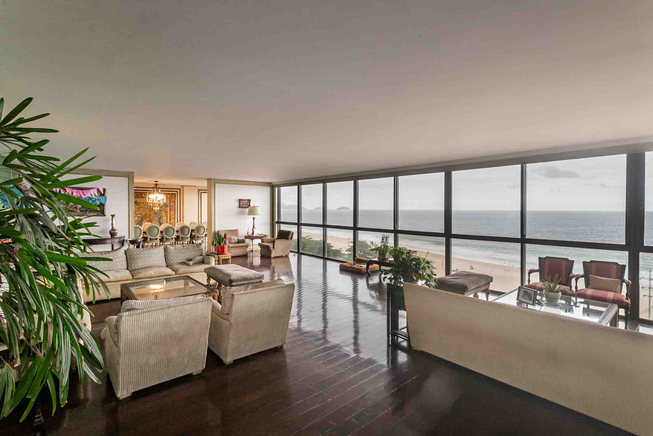  High-floor apartment with panoramic ocean views on Avenida Atlântica - 物件實景
