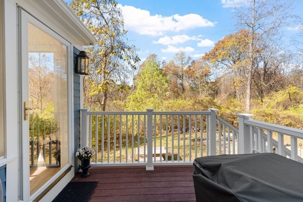 Westford, Massachusetts, 01886, United States, 4 Bedrooms Bedrooms, ,4 BathroomsBathrooms,Residential,For Sale,1987953