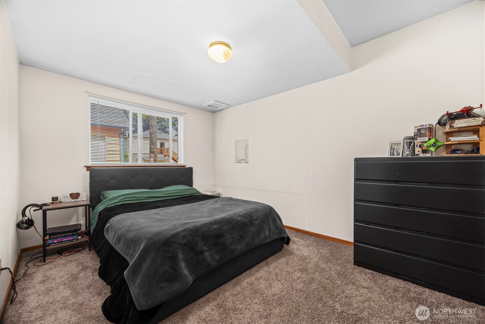Bellingham, Washington, 98225, United States, ,Residential,For Sale,1885360
