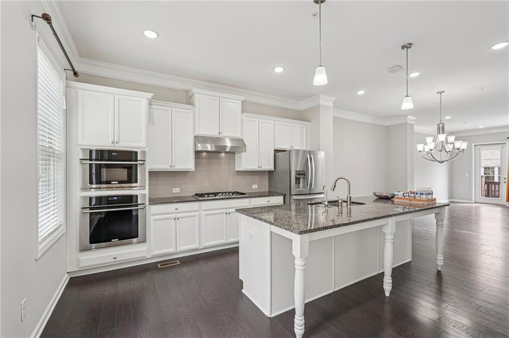 Alpharetta, Georgia, 30005, United States, 4 Bedrooms Bedrooms, ,4 BathroomsBathrooms,Residential,For Sale,2033042