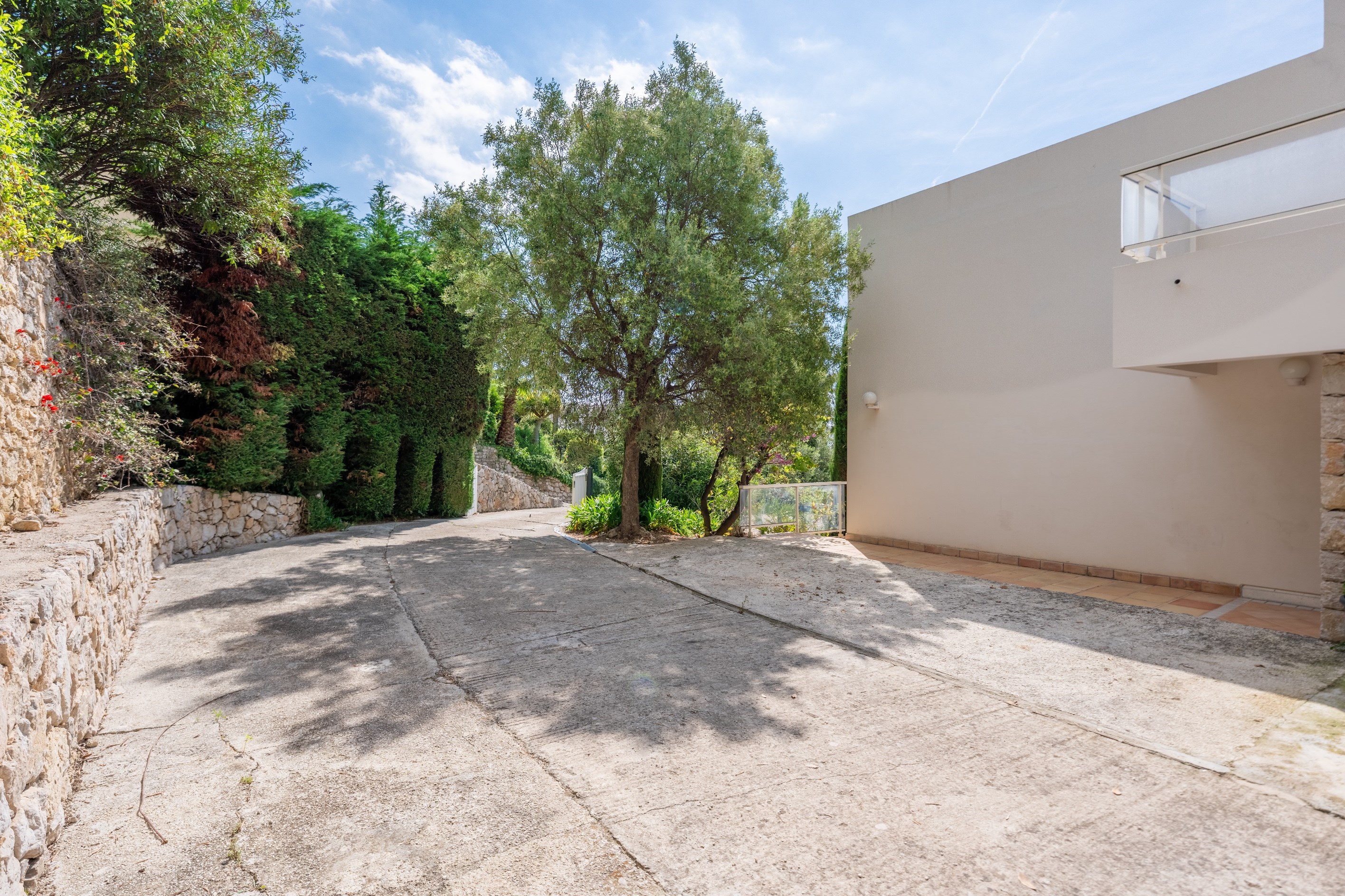  Sea view villa for sale in a private gated estate in Èze near Monaco - 物件實景
