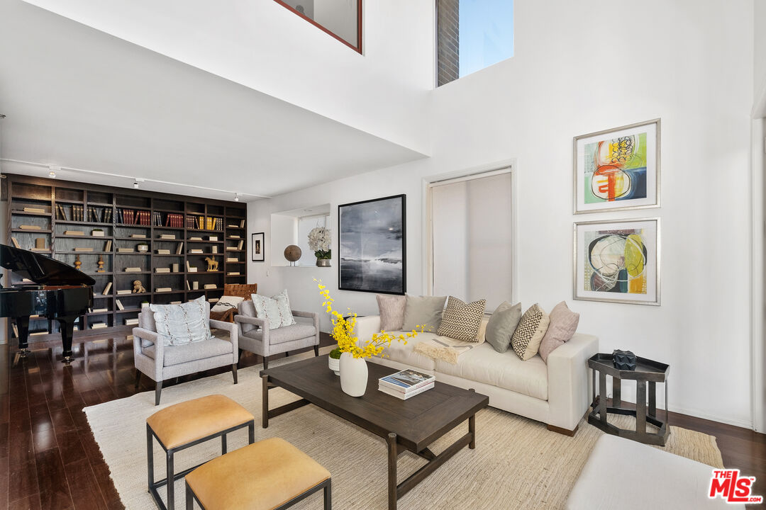 Los Angeles, California, 90024, United States, 2 Bedrooms Bedrooms, ,2 BathroomsBathrooms,Residential,For Sale,1917928