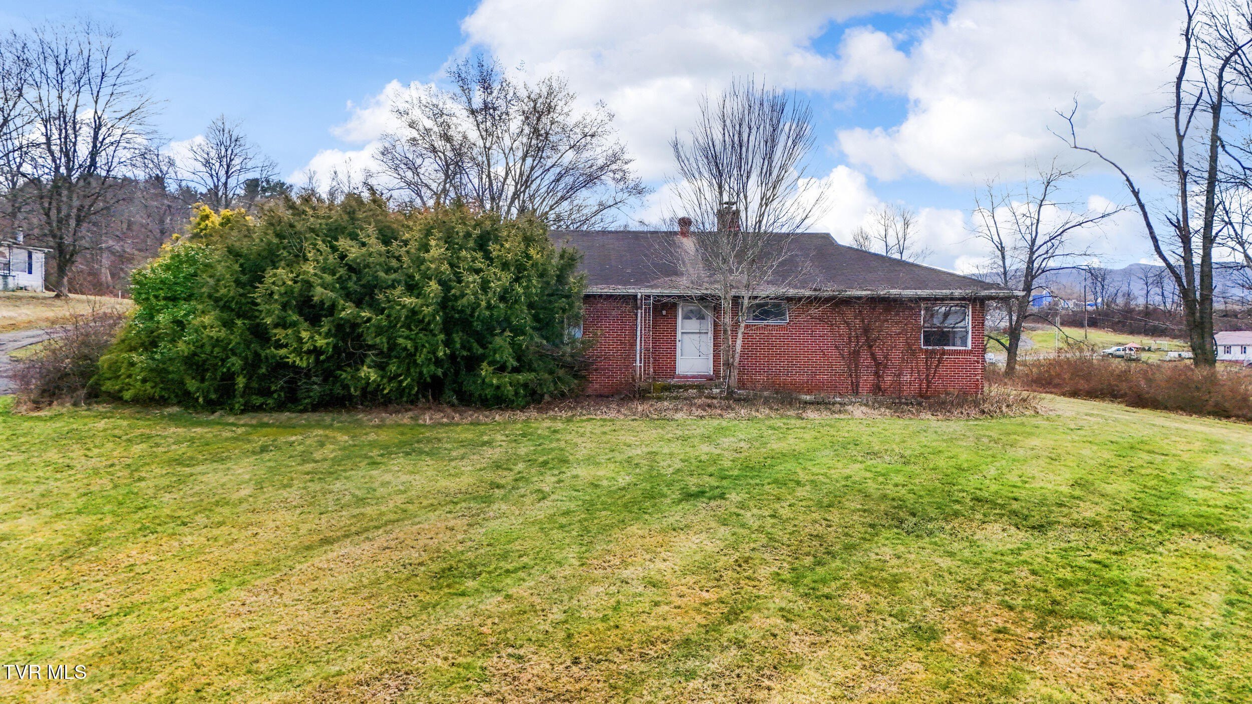 Norton, Virginia, 24273, United States, ,Residential,For Sale,1982727