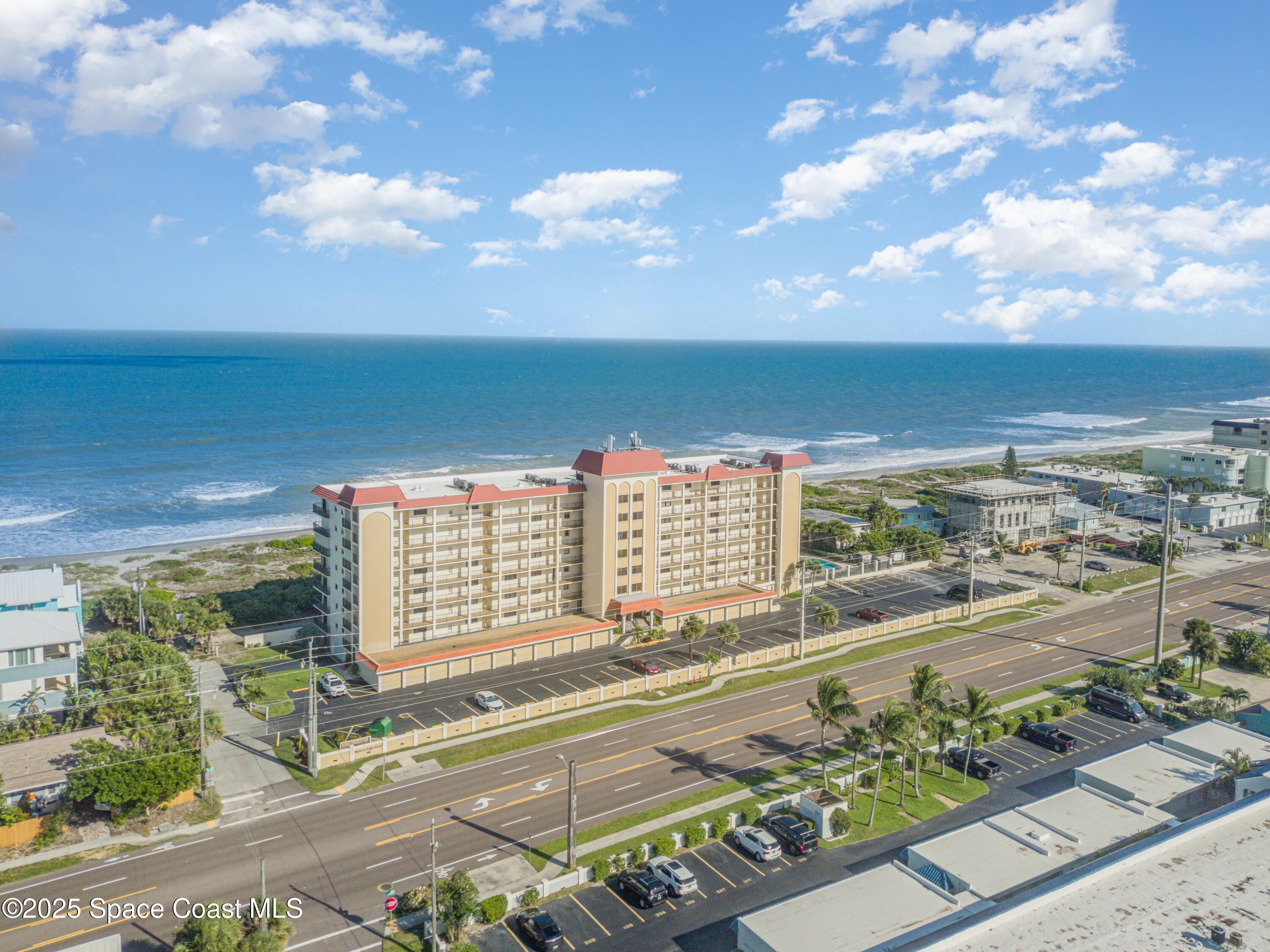 Cocoa Beach, Florida, 32931, United States, 2 Bedrooms Bedrooms, ,2 BathroomsBathrooms,Residential,For Sale,1979043
