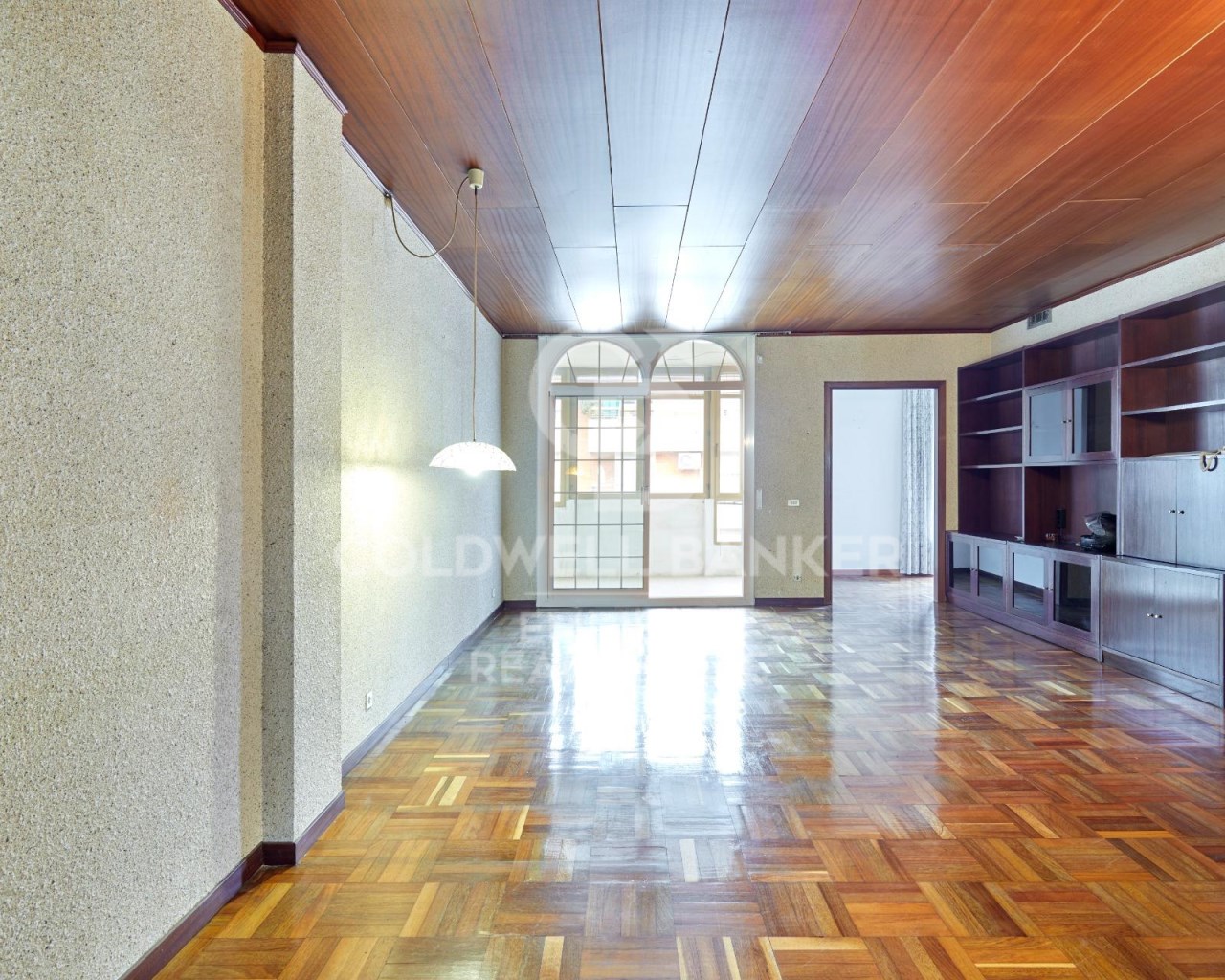 Barcelona, Catalonia, ES, 4 Bedrooms Bedrooms, ,2 BathroomsBathrooms,Residential,For Sale,1838082