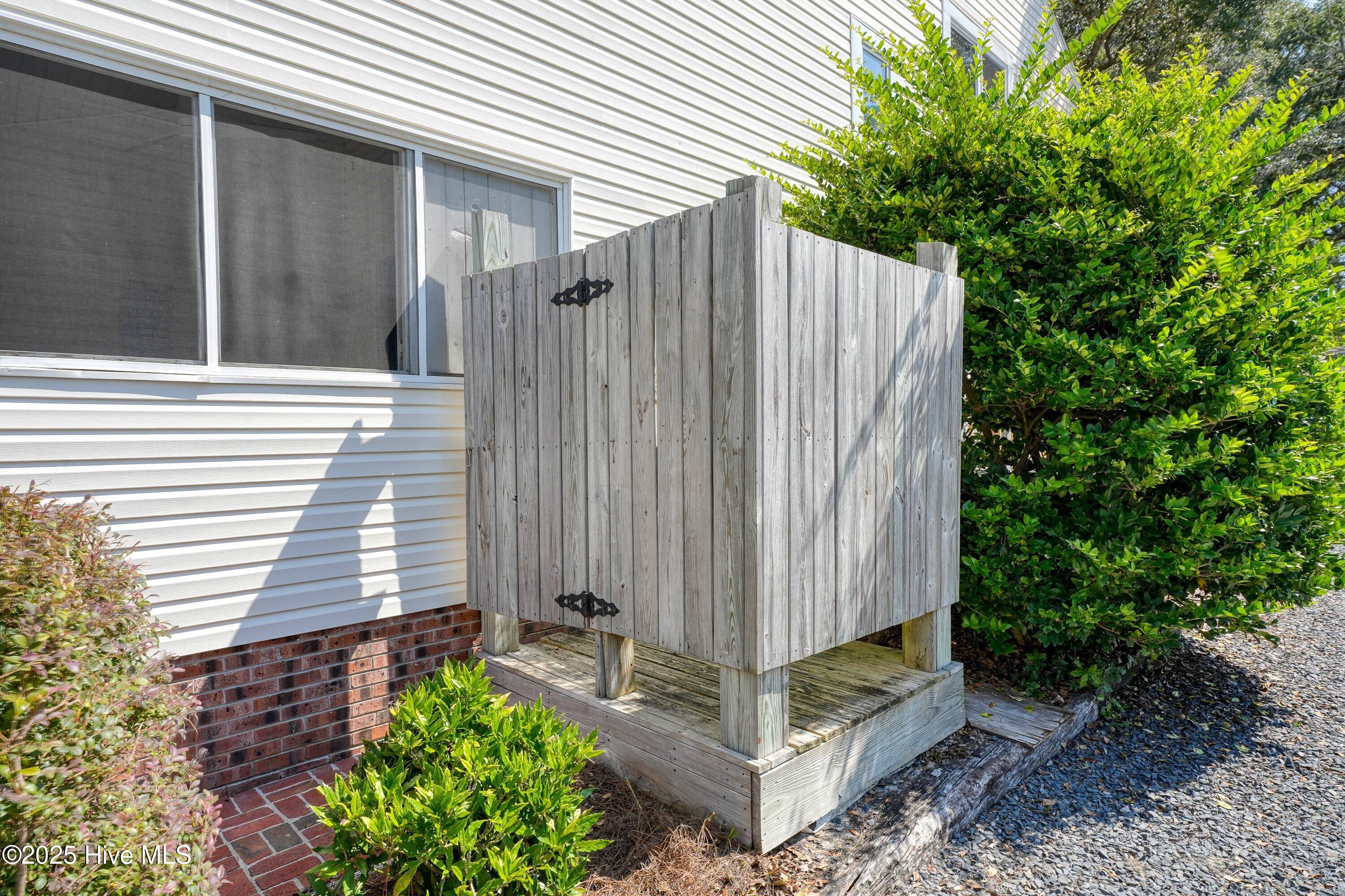 Oak Island, North Carolina, 28465, United States, 4 Bedrooms Bedrooms, ,3 BathroomsBathrooms,Residential,For Sale,2010058