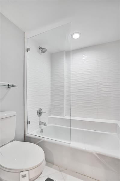 Hillsboro Beach, Florida, 33062, United States, 2 Bedrooms Bedrooms, ,2 BathroomsBathrooms,Residential,For Sale,1991245