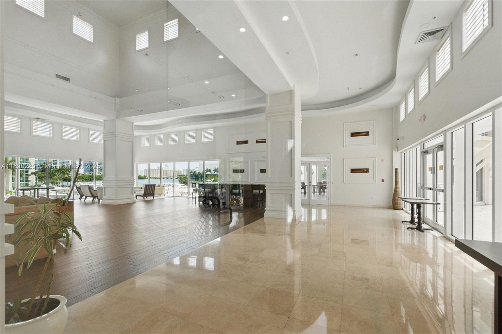 Aventura, Florida, 33180, United States, 3 Bedrooms Bedrooms, ,3 BathroomsBathrooms,Residential,For Sale,1961419