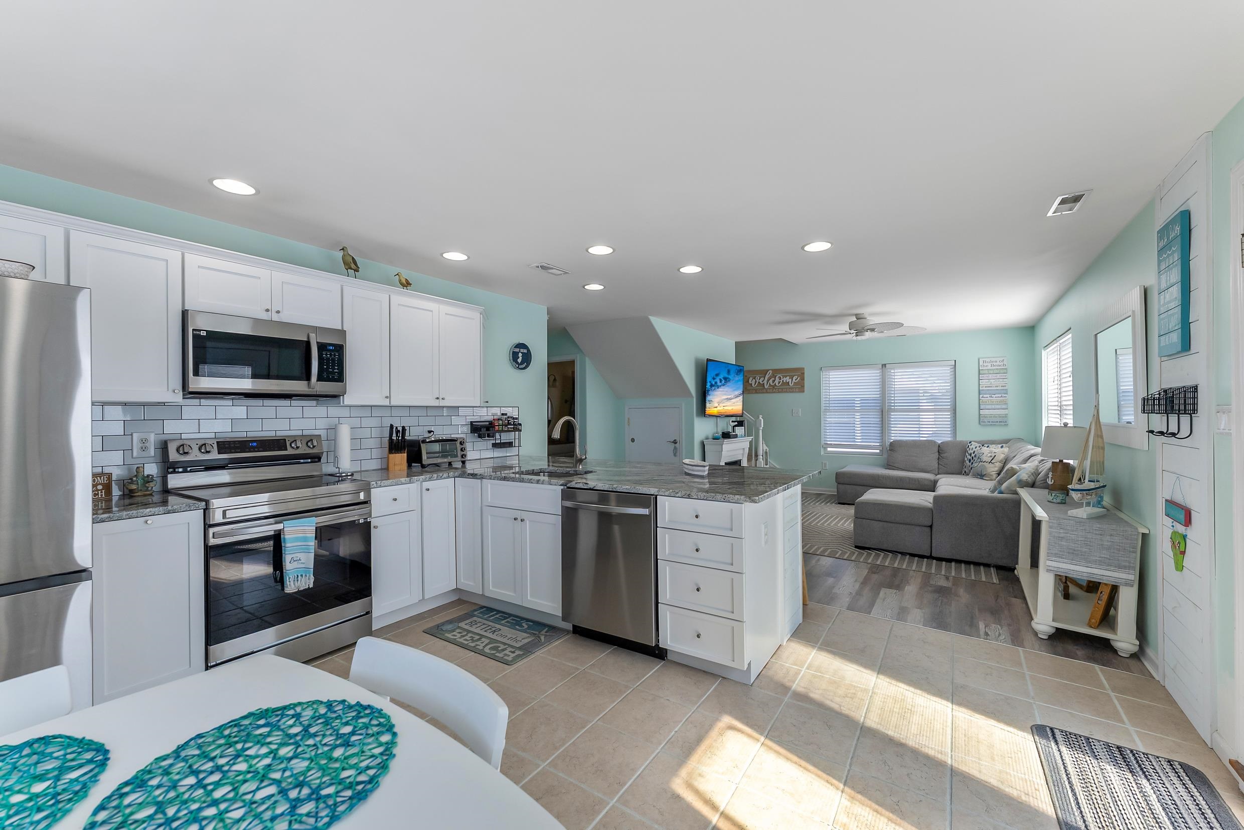 North Wildwood, New Jersey, 08260, United States, 3 Bedrooms Bedrooms, ,2 BathroomsBathrooms,Residential,For Sale,1974233