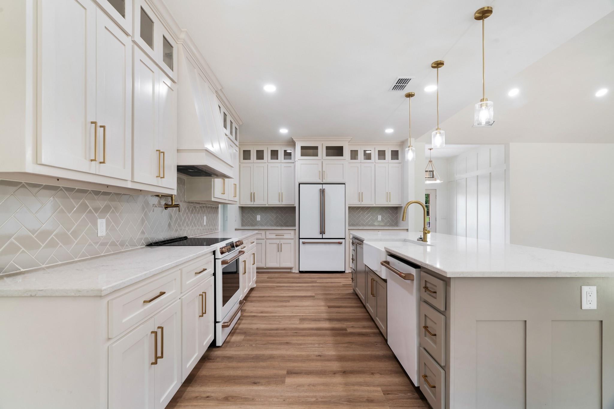 Blossom, Texas, 75416, United States, 4 Bedrooms Bedrooms, ,3 BathroomsBathrooms,Residential,For Sale,2049221