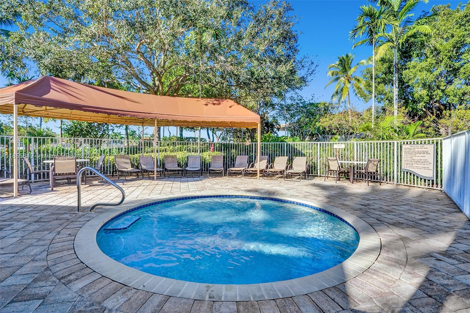 Weston, Florida, 33327, United States, 4 Bedrooms Bedrooms, ,3 BathroomsBathrooms,Residential,For Sale,1913300
