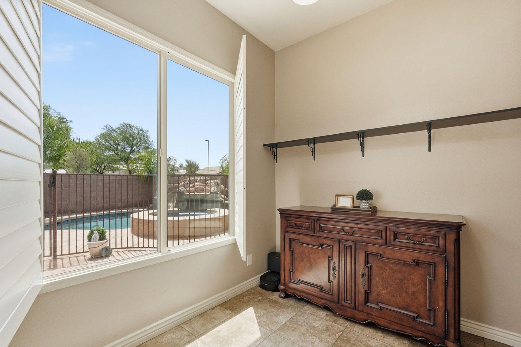  7827 S Sequoia Drive  Gilbert, AZ - 物件實景