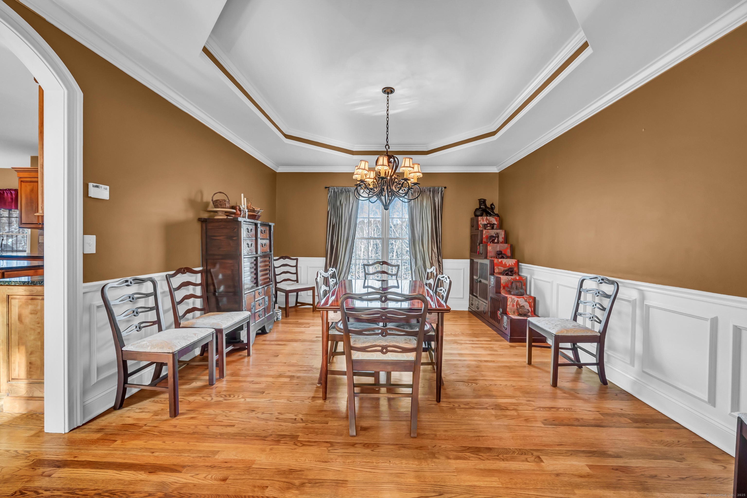 New Milford, Connecticut, 06776, United States, 4 Bedrooms Bedrooms, ,4 BathroomsBathrooms,Residential,For Sale,1987689