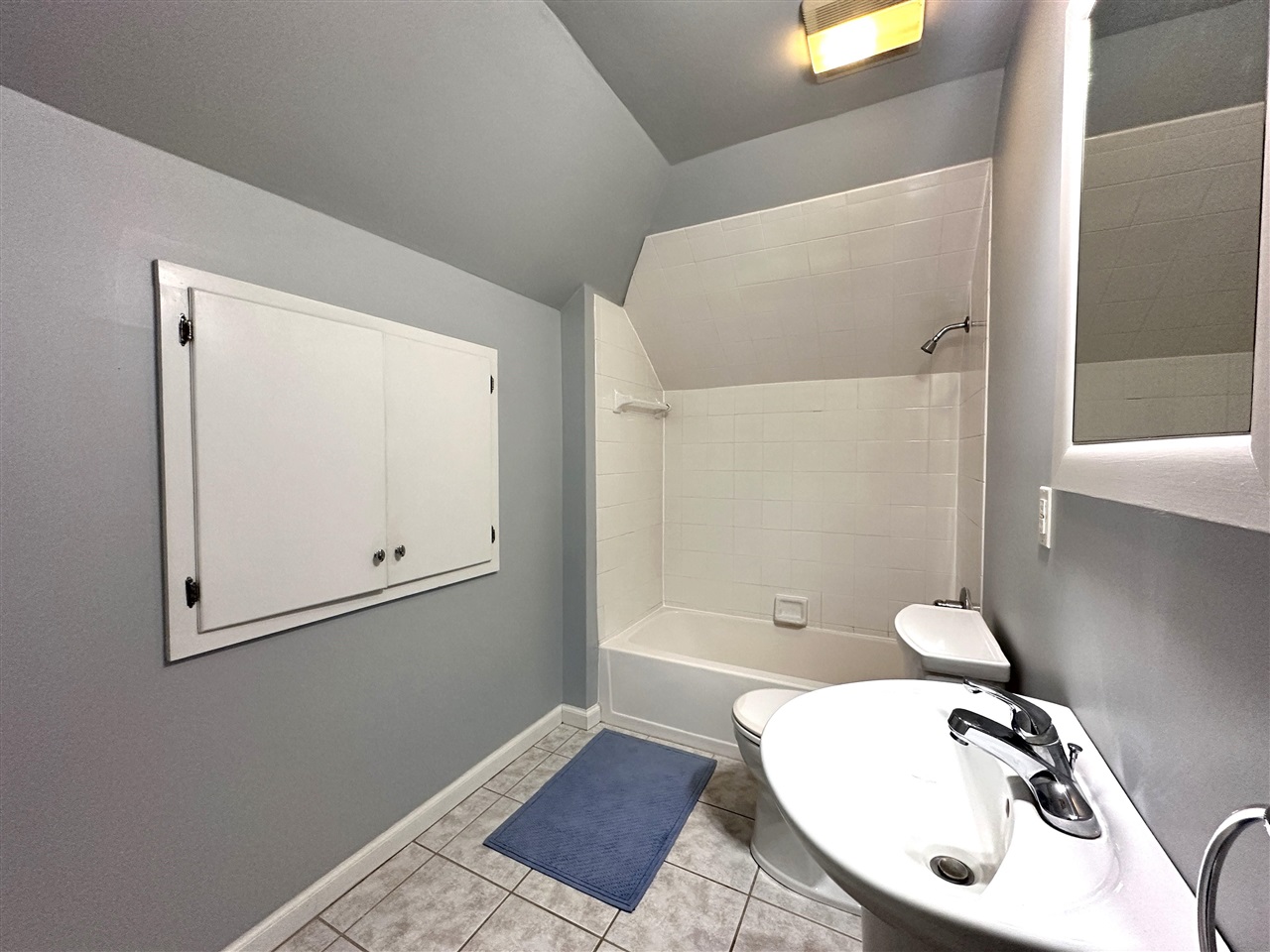 Bowling Green, Kentucky, 42104, United States, 5 Bedrooms Bedrooms, ,3 BathroomsBathrooms,Residential,For Sale,1907465