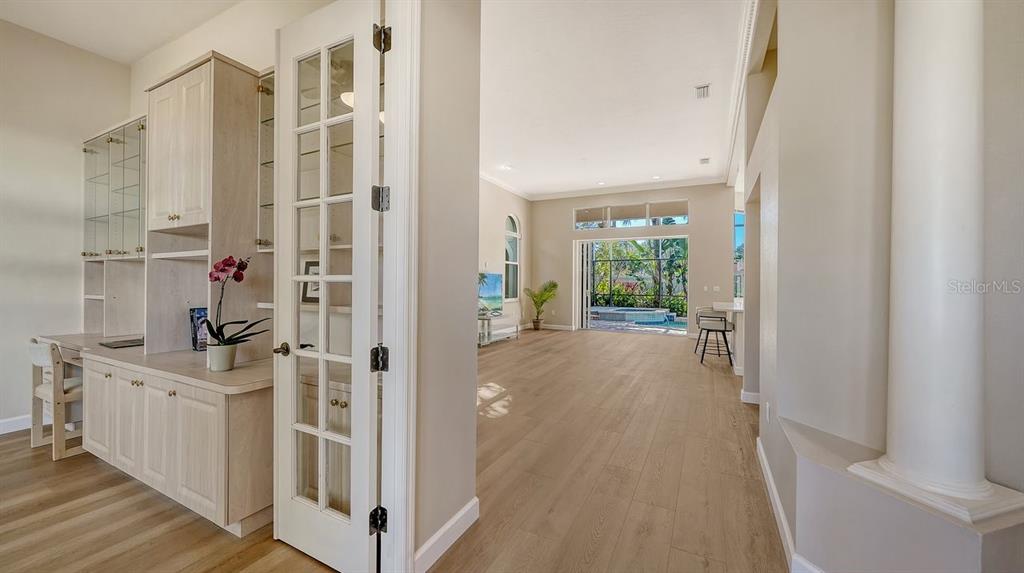 Sarasota, Florida, 34238, United States, 2 Bedrooms Bedrooms, ,2 BathroomsBathrooms,Residential,For Sale,1989499