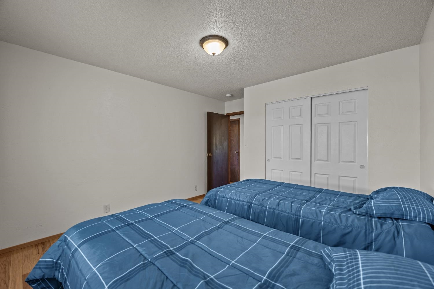 Fruita, Colorado, 81521, United States, 3 Bedrooms Bedrooms, ,2 BathroomsBathrooms,Residential,For Sale,1960525