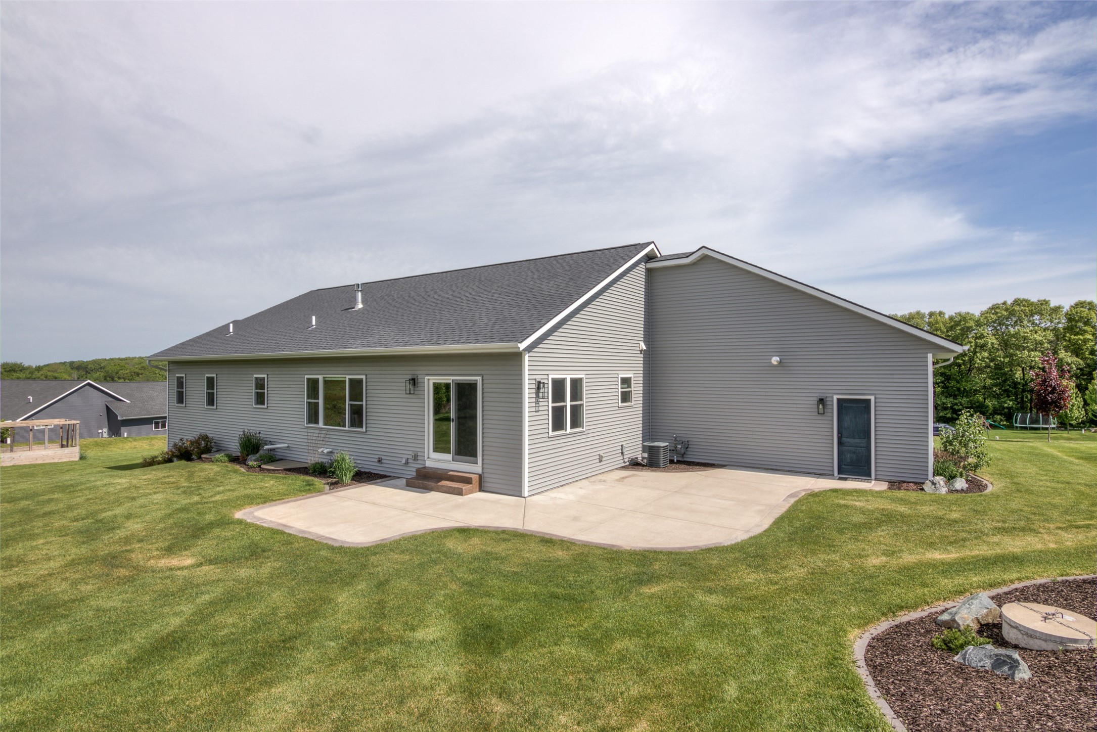 Eau Claire, Wisconsin, 54701, United States, 5 Bedrooms Bedrooms, ,3 BathroomsBathrooms,Residential,For Sale,2049294
