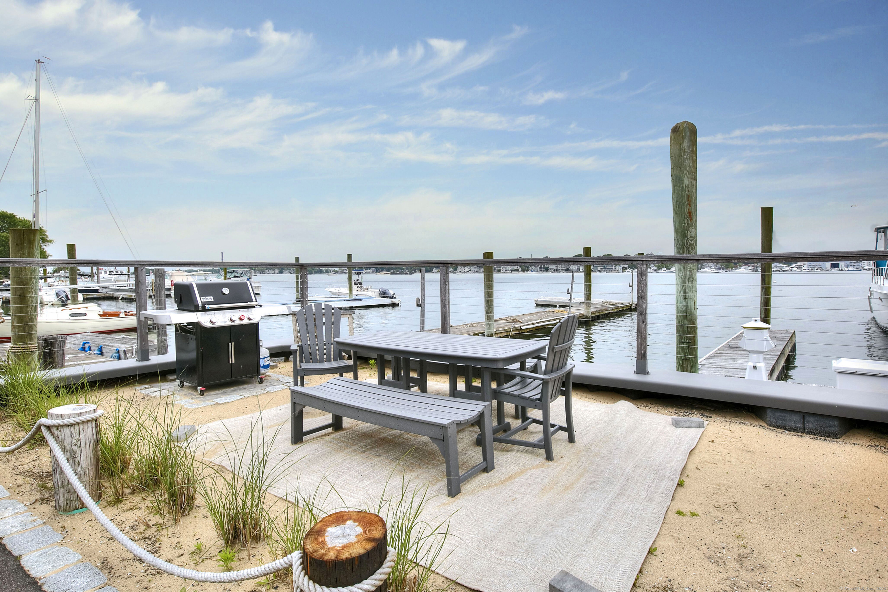Norwalk, Connecticut, 06855, United States, 2 Bedrooms Bedrooms, ,2 BathroomsBathrooms,Residential,For Sale,1838207
