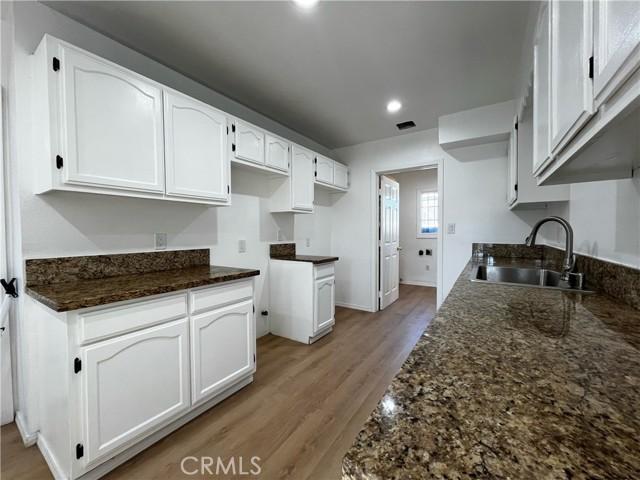 LA, California, 90008, United States, 5 Bedrooms Bedrooms, ,4 BathroomsBathrooms,Residential,For Sale,2023557