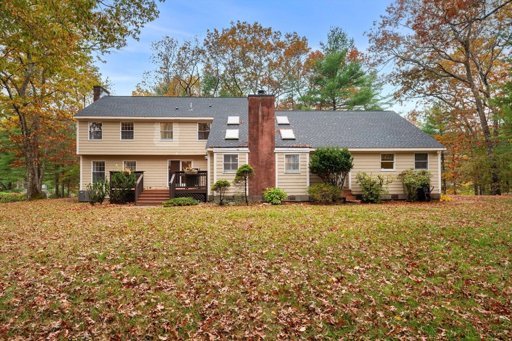 Andover, Massachusetts, 01810, United States, 4 Bedrooms Bedrooms, ,3 BathroomsBathrooms,Residential,For Sale,1987628