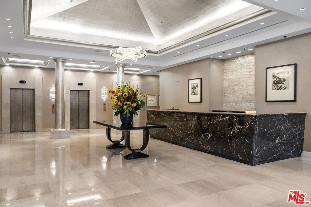 Los Angeles, California, 90024, United States, 2 Bedrooms Bedrooms, ,3 BathroomsBathrooms,Residential,For Sale,1993484