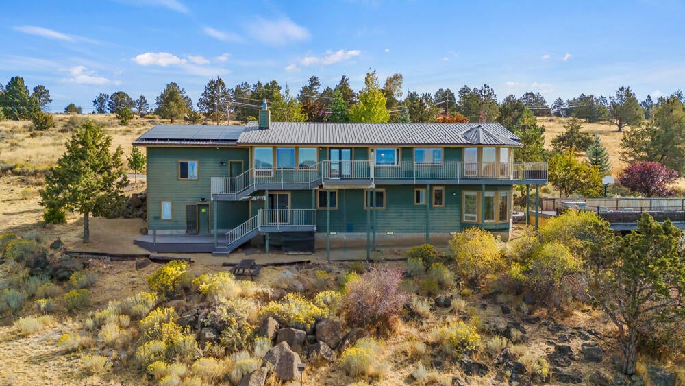 Klamath Falls, Oregon, 97601, United States, 4 Bedrooms Bedrooms, ,4 BathroomsBathrooms,Residential,For Sale,1804036