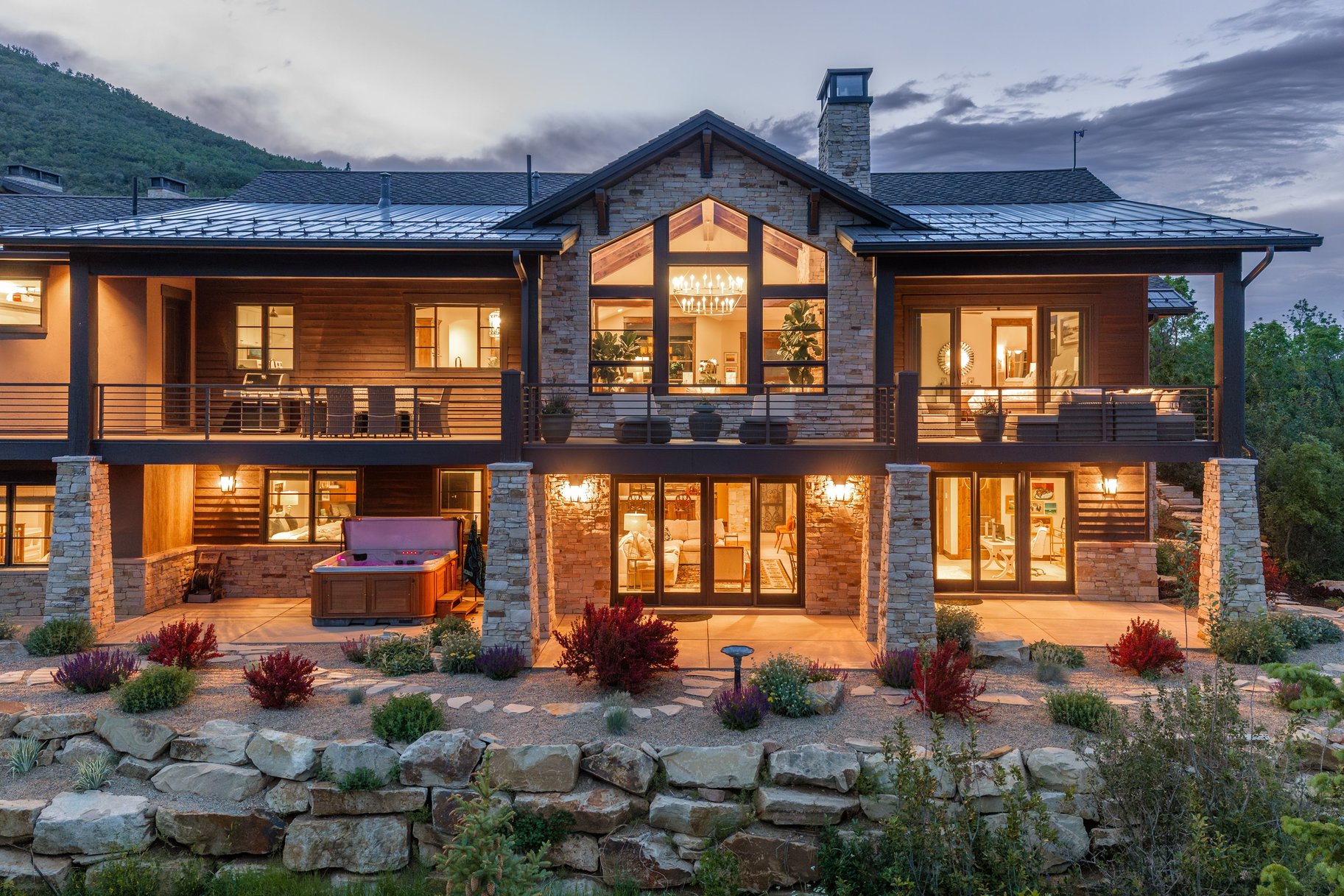  Luxury Custom Home in the Coveted Woods of Parleys Lane - 物件實景