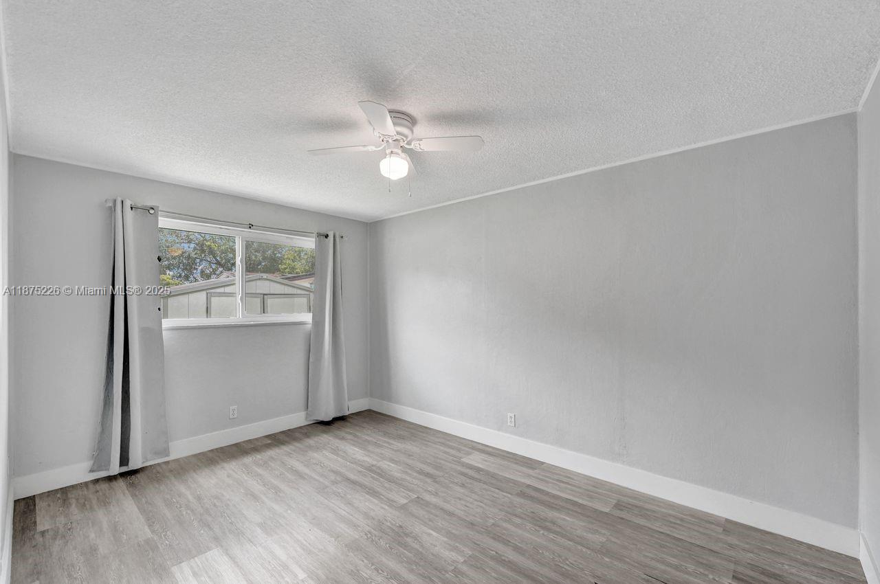 Cooper City, Florida, 33328, United States, 5 Bedrooms Bedrooms, ,3 BathroomsBathrooms,Residential,For Sale,1942124
