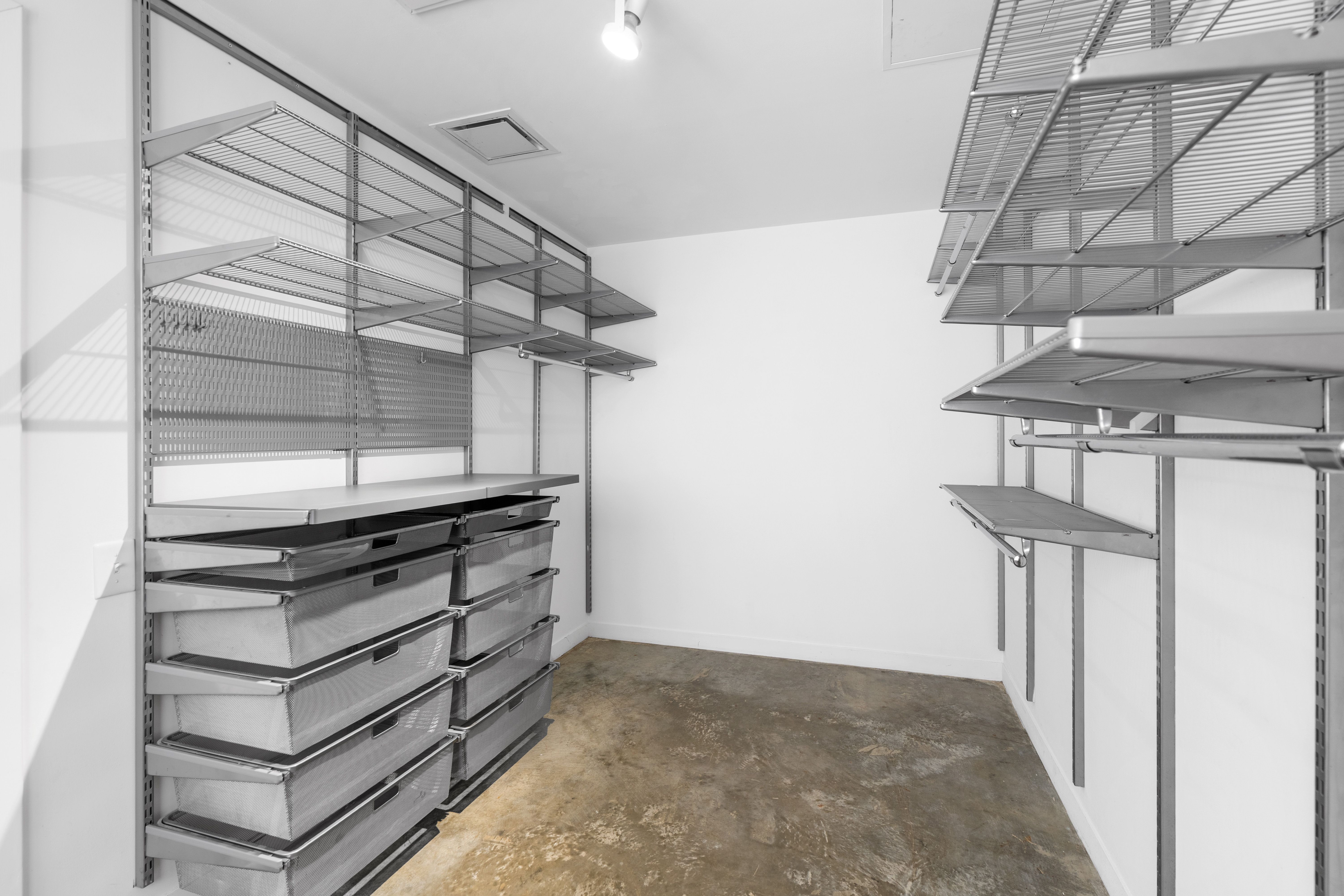  Modern Loft in Historic King William - 物件實景
