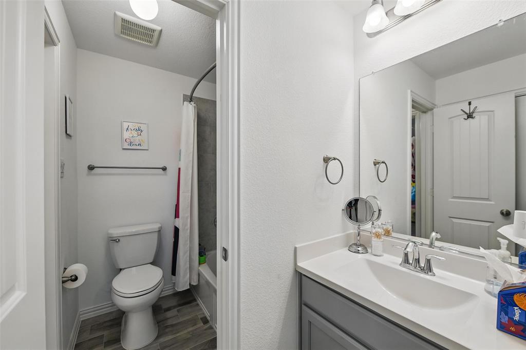 Haslet, Texas, 76177, United States, 5 Bedrooms Bedrooms, ,4 BathroomsBathrooms,Residential,For Sale,1840704