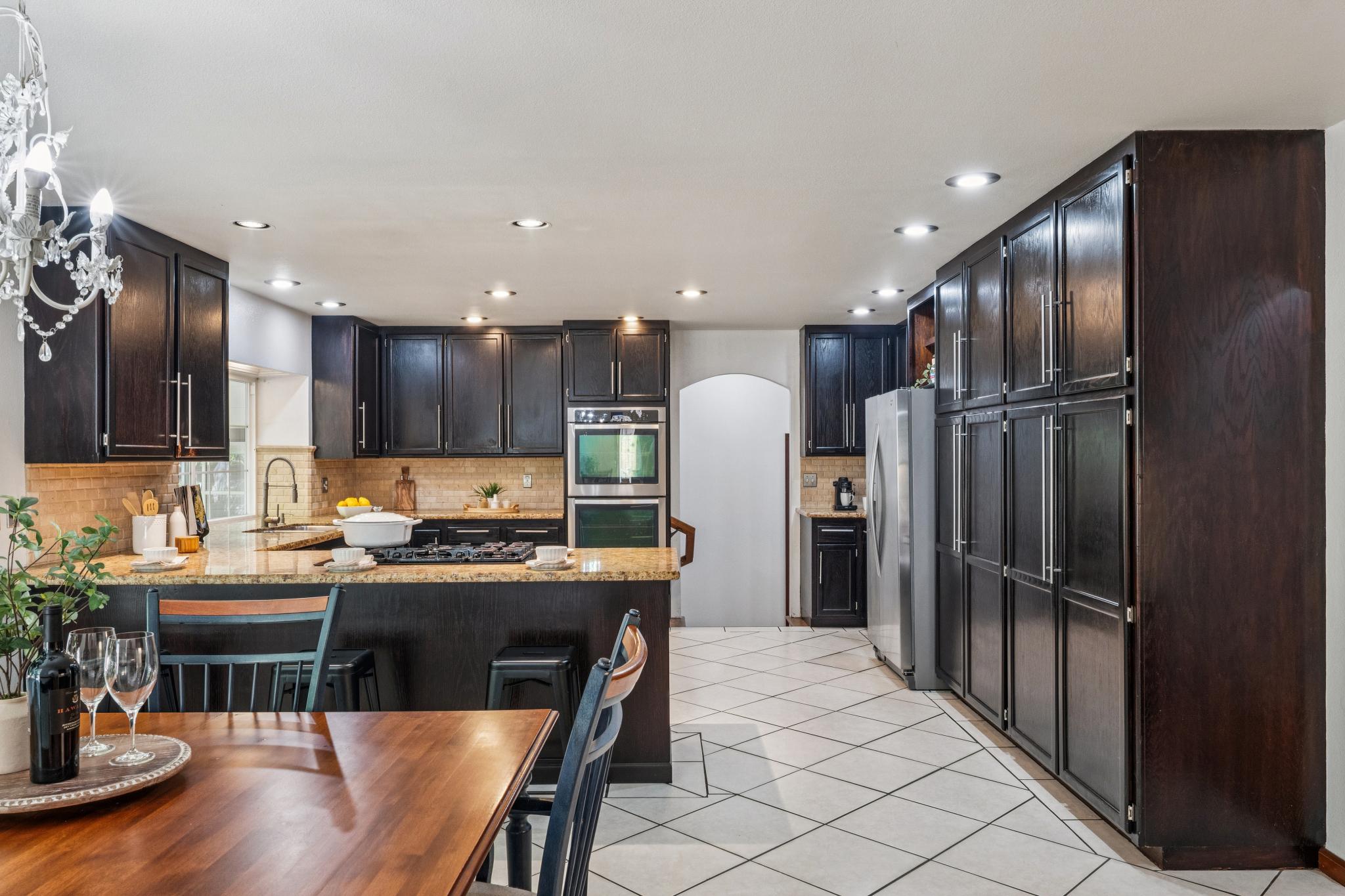  Elegant Northeast Santa Rosa Home on .5 Acres - 物件實景