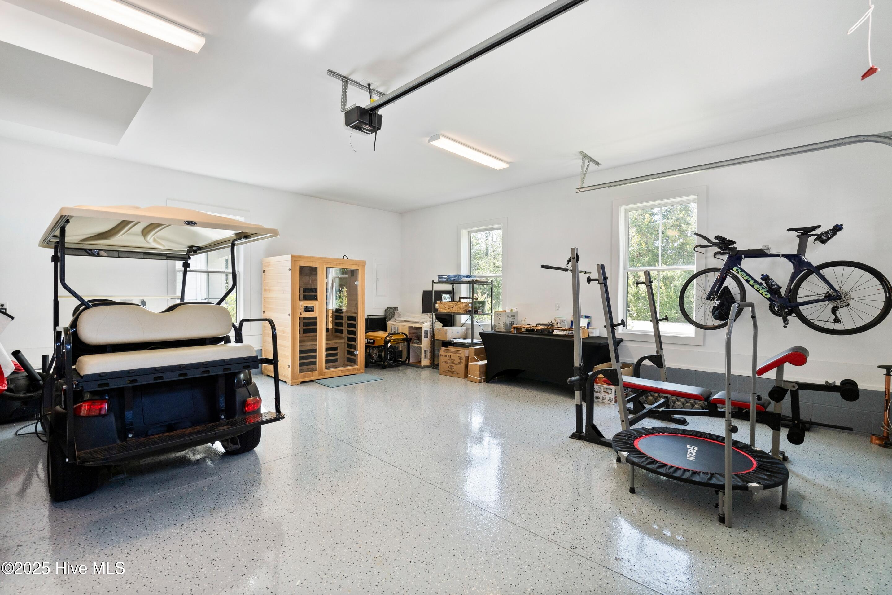 Wilmington, North Carolina, 28411, United States, 4 Bedrooms Bedrooms, ,5 BathroomsBathrooms,Residential,For Sale,1992122