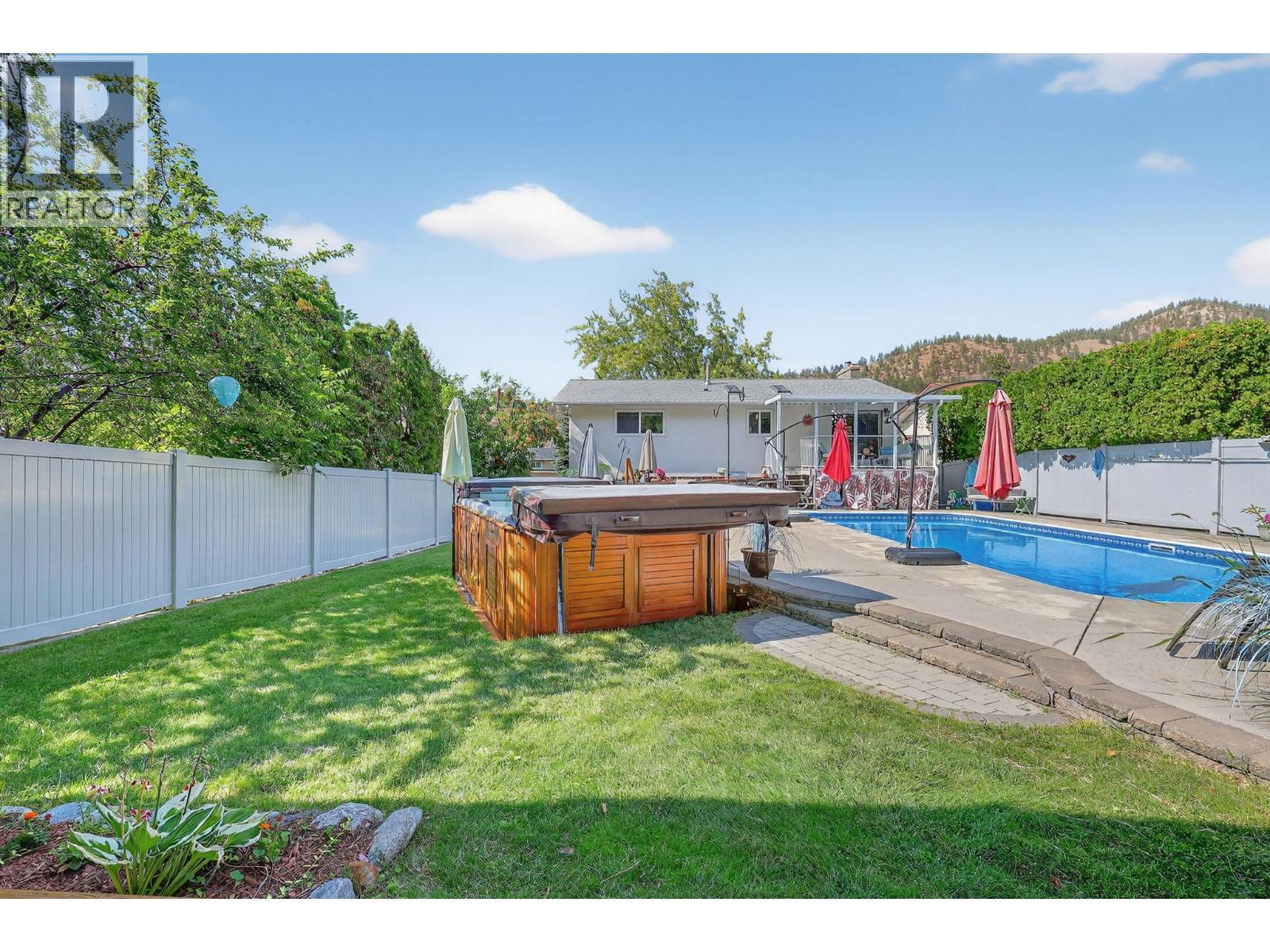 PENTICTON, British Columbia, V2A 7E7, CA, 4 Bedrooms Bedrooms, ,3 BathroomsBathrooms,Residential,For Sale,1947241