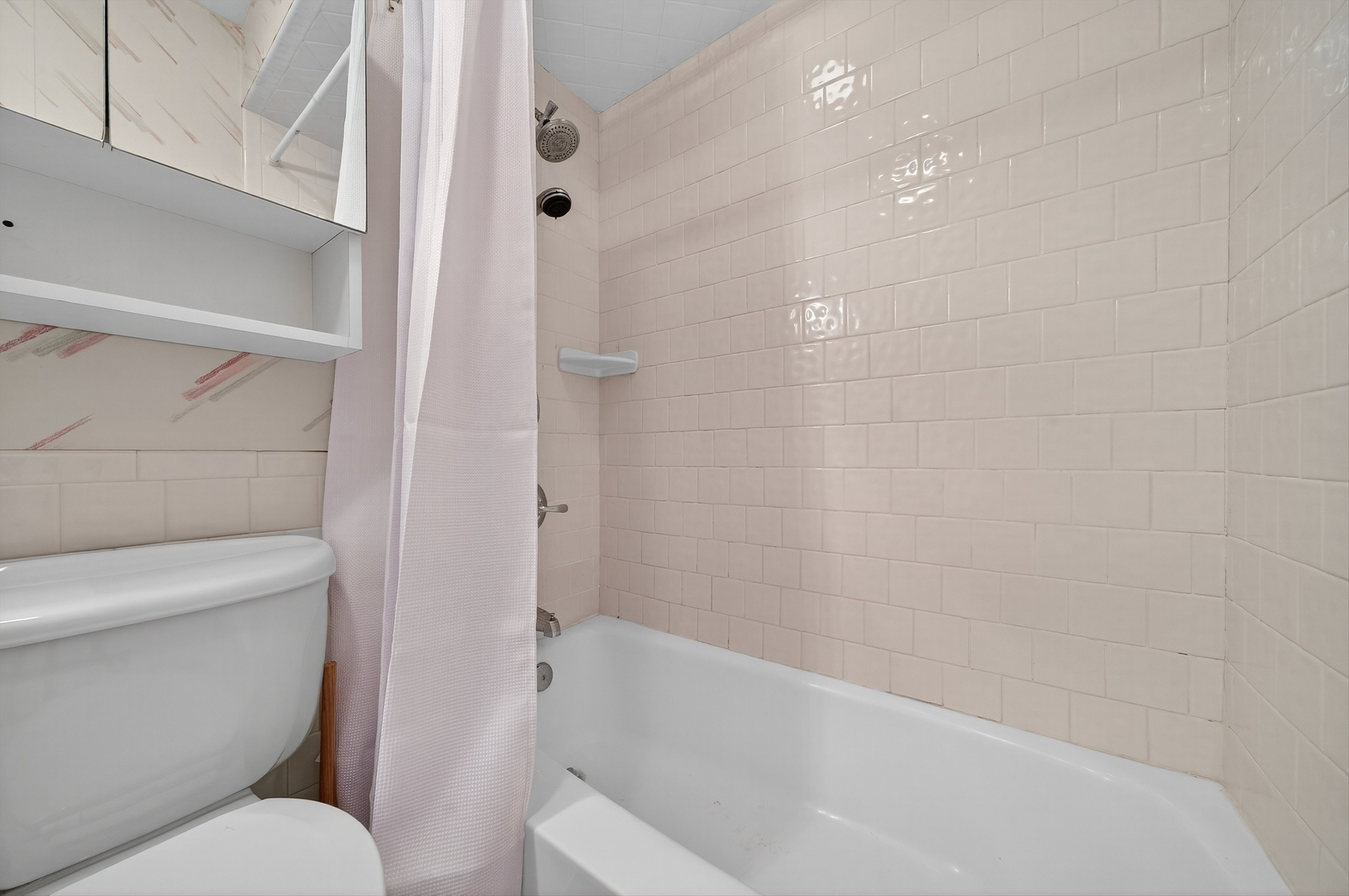 Monroe, New York, 10950, United States, 5 Bedrooms Bedrooms, ,3 BathroomsBathrooms,Residential,For Sale,1976155