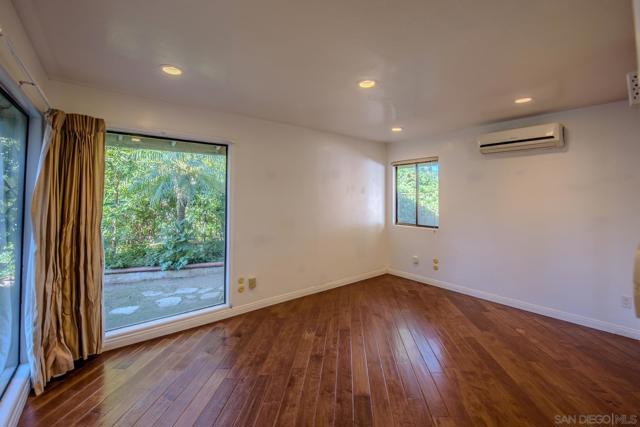 San Diego, California, 92120, United States, 4 Bedrooms Bedrooms, ,3 BathroomsBathrooms,Residential,For Sale,2010981