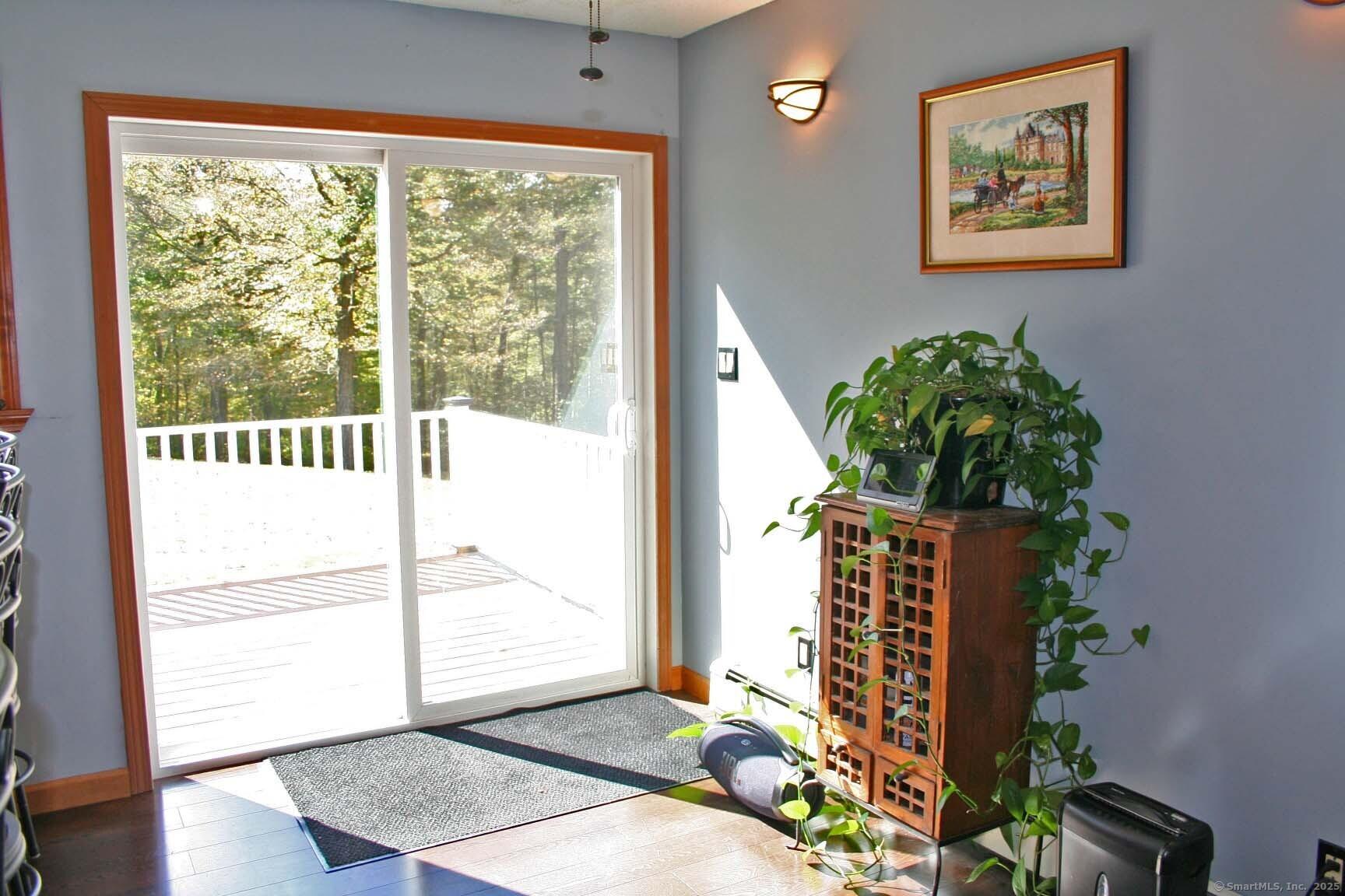 East Hampton, Connecticut, 06424, United States, 3 Bedrooms Bedrooms, ,2 BathroomsBathrooms,Residential,For Sale,1979494