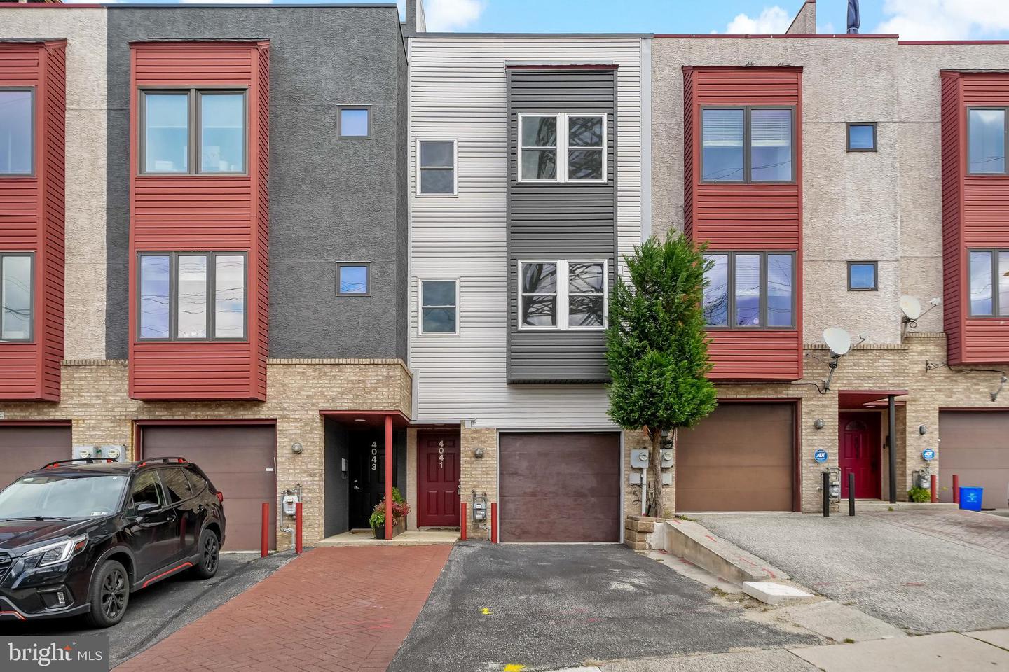 Philadelphia, Pennsylvania, 19127, United States, 3 Bedrooms Bedrooms, ,3 BathroomsBathrooms,Residential,For Sale,1997171