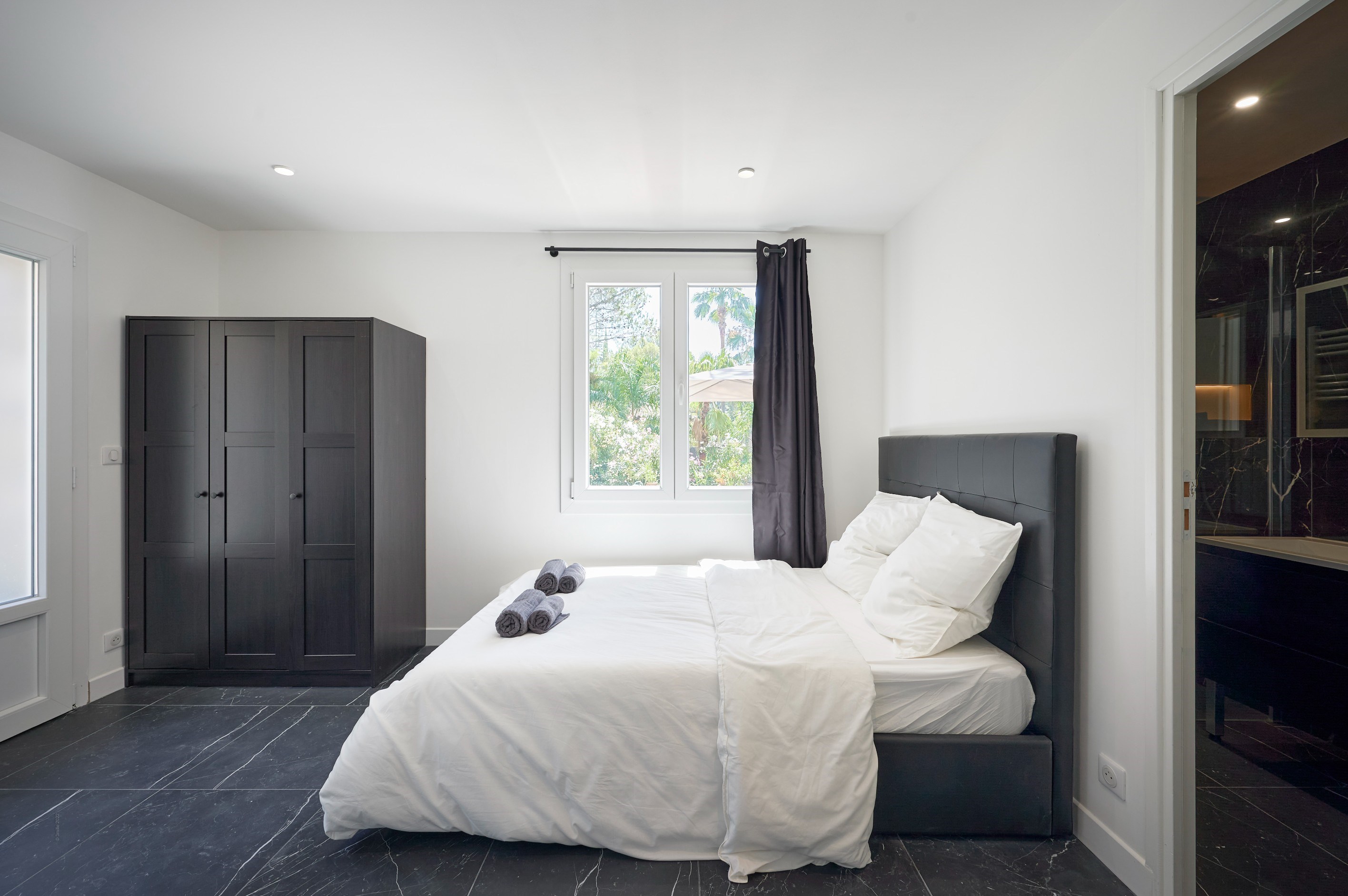  Mougins - Stunning Renovated Villa with a Glimpse of the Sea - 物件實景