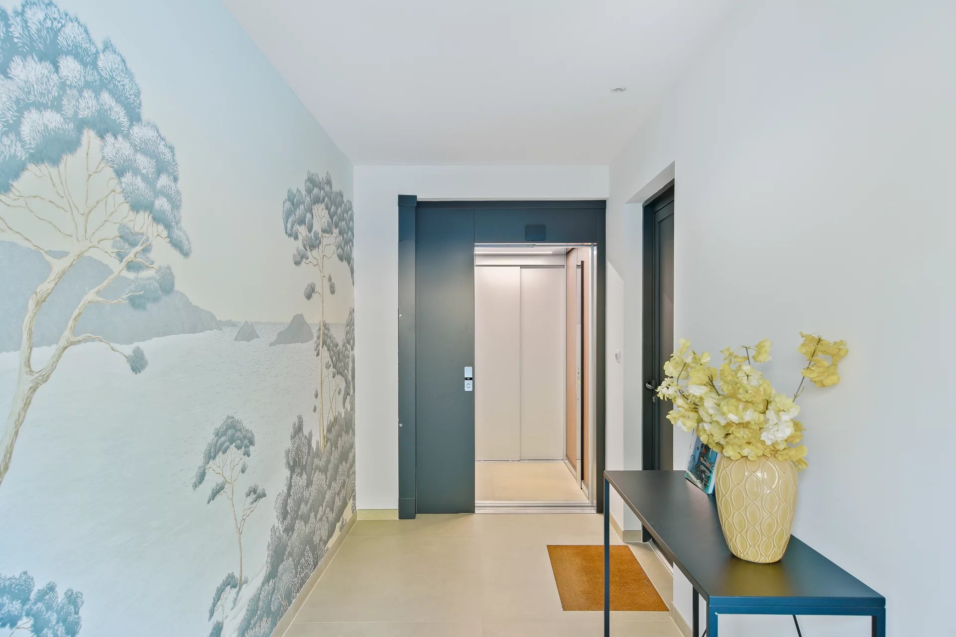 Le Lavandou, Provence-Alpes-Côte d’Azur, 83980, FR, 4 Bedrooms Bedrooms, ,Residential,For Sale,1998192