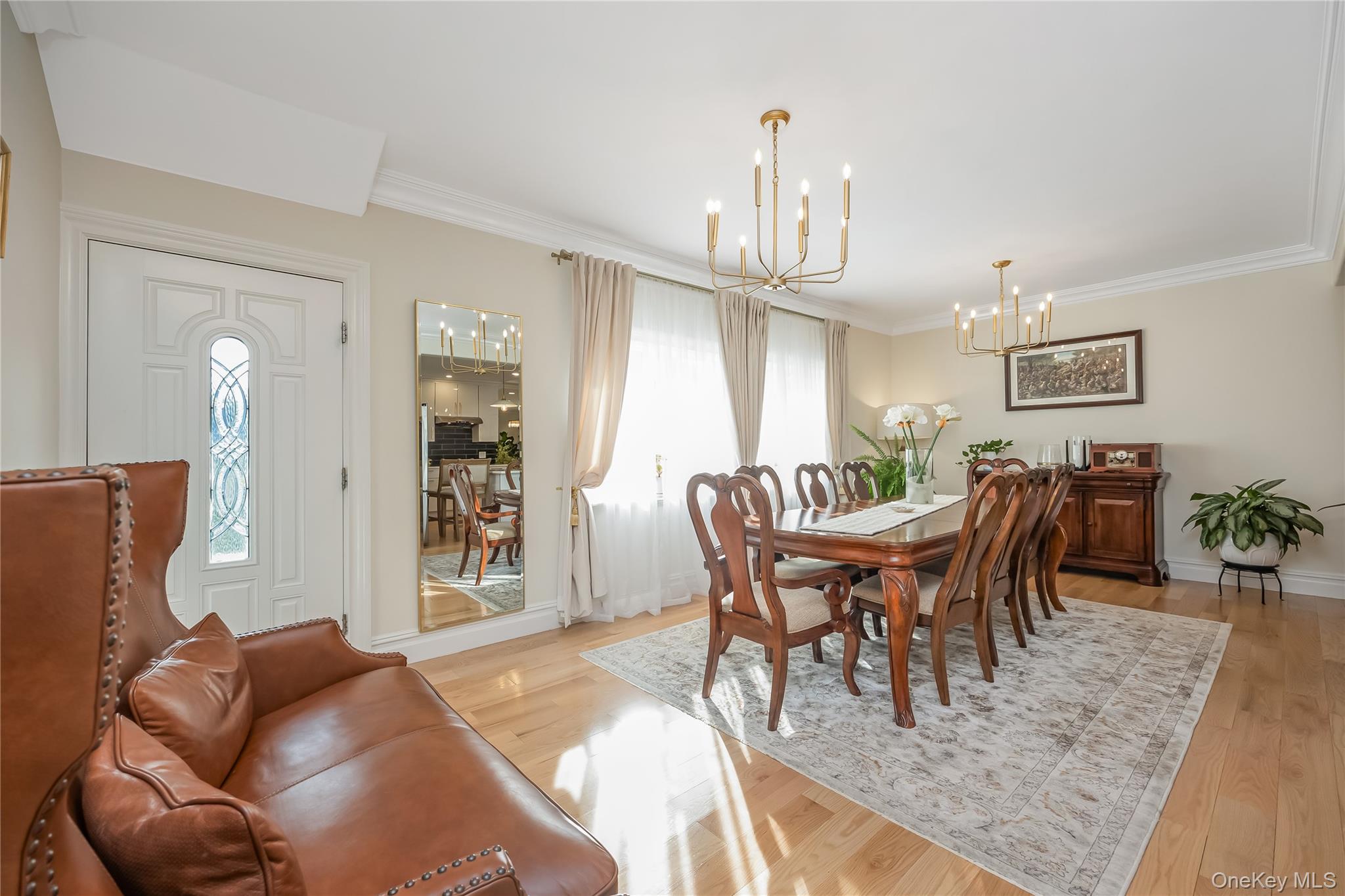 Farmingdale, New York, 11735, United States, 4 Bedrooms Bedrooms, ,3 BathroomsBathrooms,Residential,For Sale,1942122