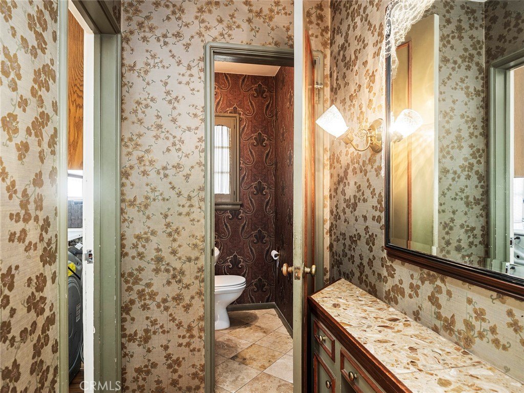 Glendale, California, 91207, United States, 4 Bedrooms Bedrooms, ,3 BathroomsBathrooms,Residential,For Sale,1910492