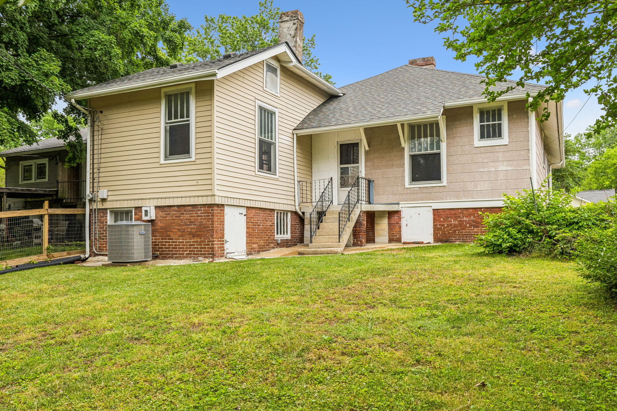  235 Georgia Ave, Clarksville, TN, 37040 - 物件實景