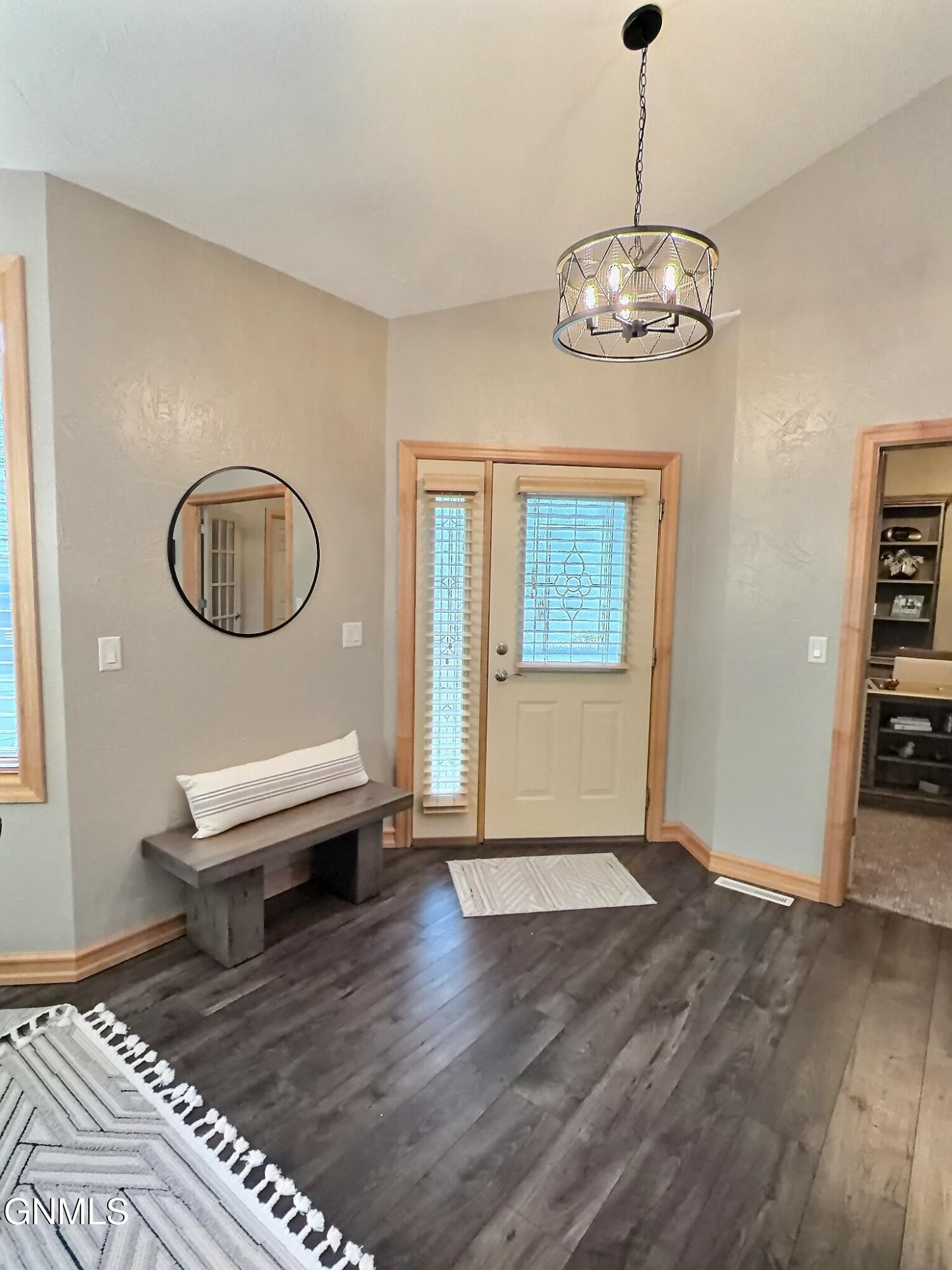 Bismarck, North Dakota, 58504, United States, 3 Bedrooms Bedrooms, ,1 BathroomBathrooms,Residential,For Sale,2049103