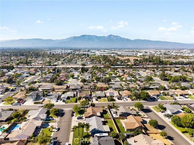 Ontario, California, 91761, United States, 4 Bedrooms Bedrooms, ,2 BathroomsBathrooms,Residential,For Sale,1976120