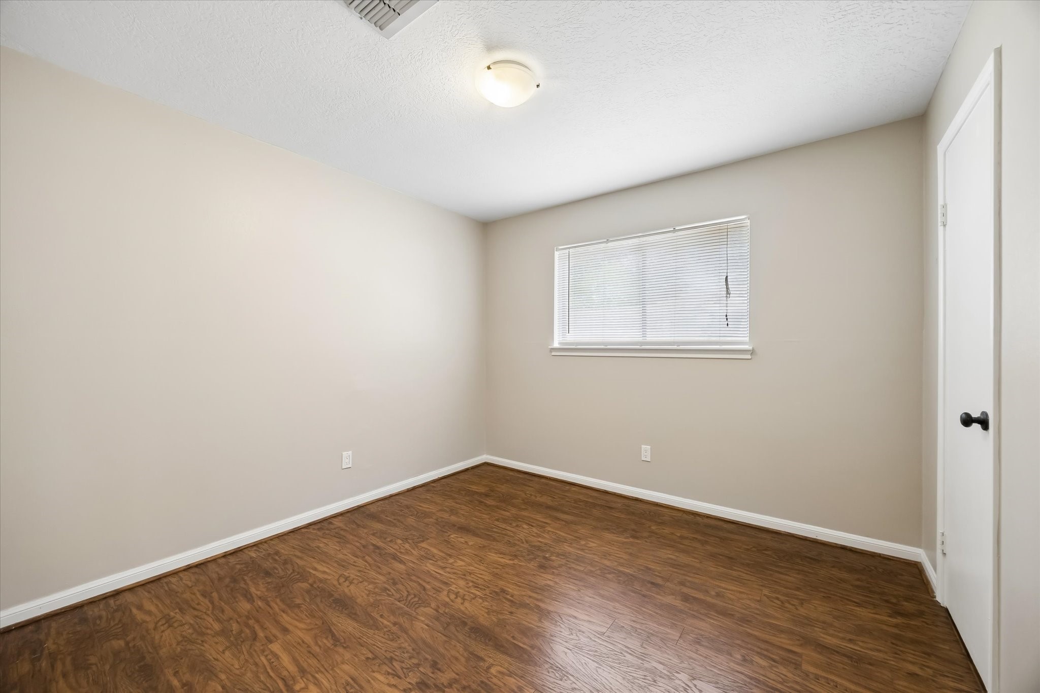  7802 Bellerive Drive - 物件實景