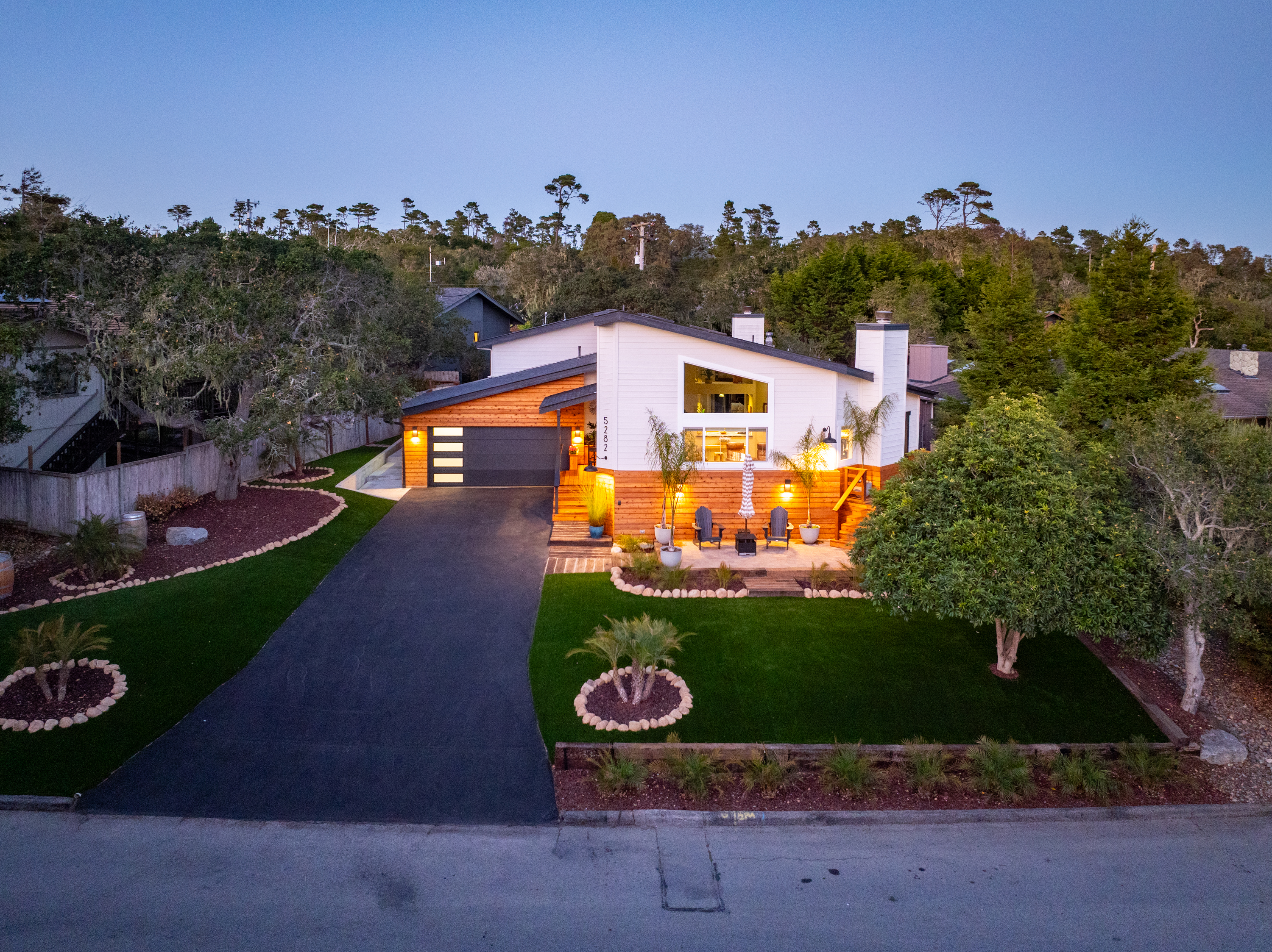  5282 Hillcrest Drive - 物件實景