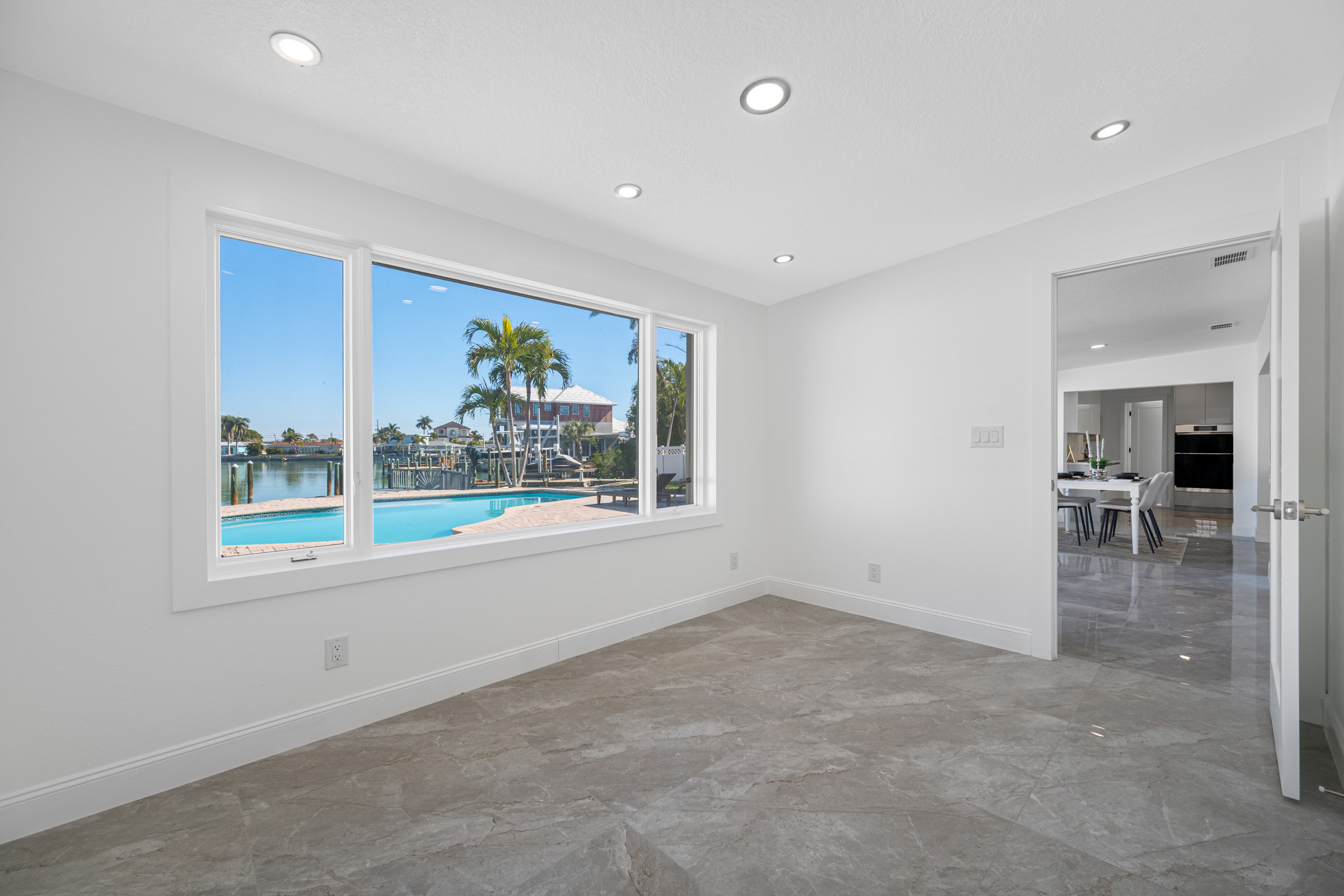 St Petersburg, Florida, 33707, United States, 3 Bedrooms Bedrooms, ,3 BathroomsBathrooms,Residential,For Sale,2017705