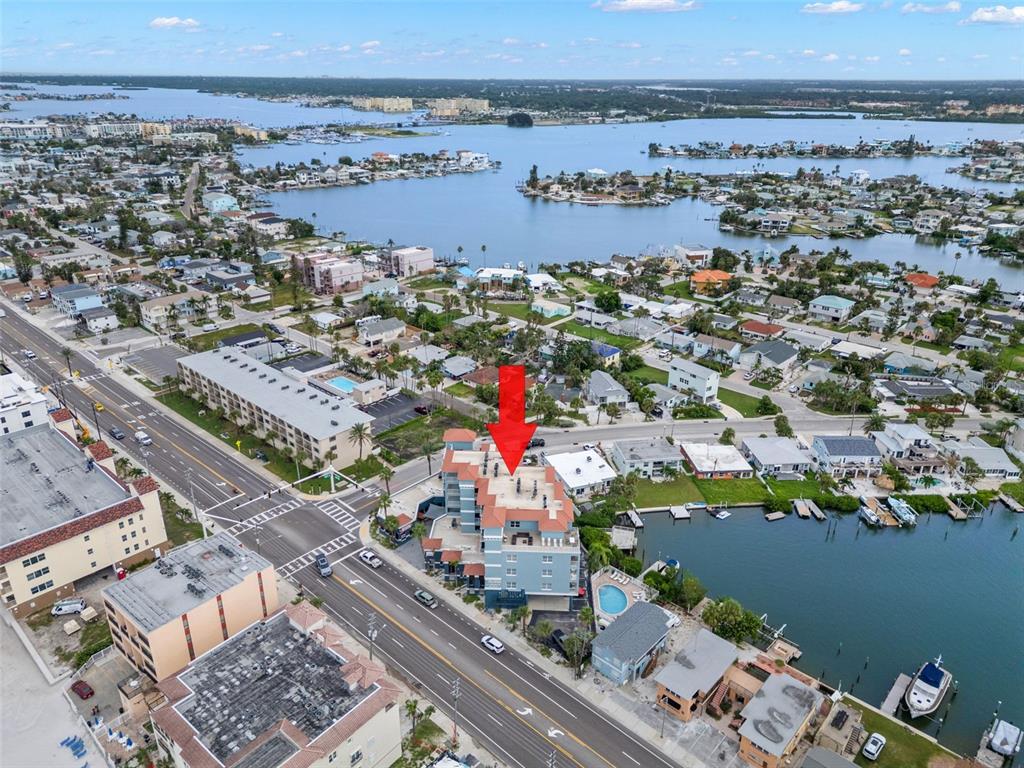 St Petersburg, Florida, 33708, United States, 2 Bedrooms Bedrooms, ,2 BathroomsBathrooms,Residential,For Sale,1950860