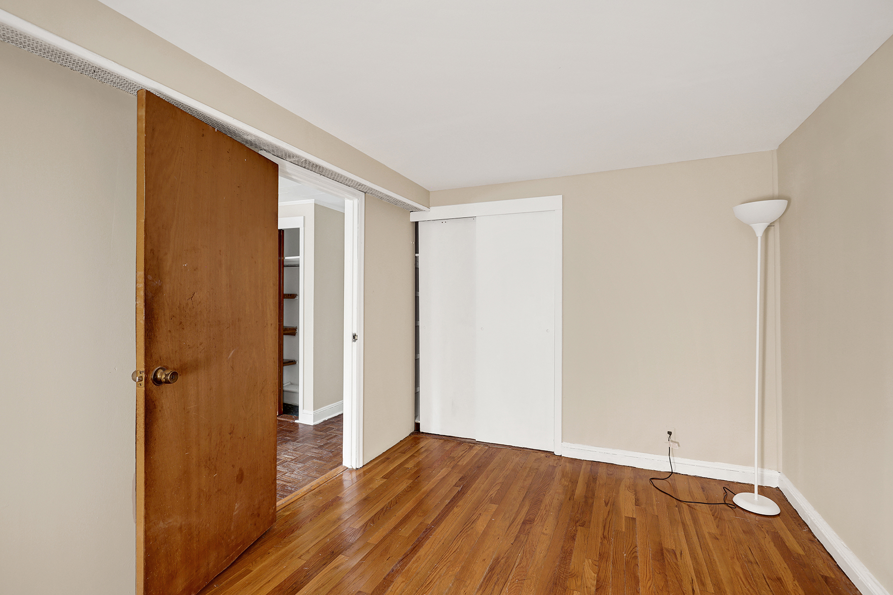 Brooklyn, New York, 11234, United States, 3 Bedrooms Bedrooms, ,2 BathroomsBathrooms,Residential,For Sale,1974509